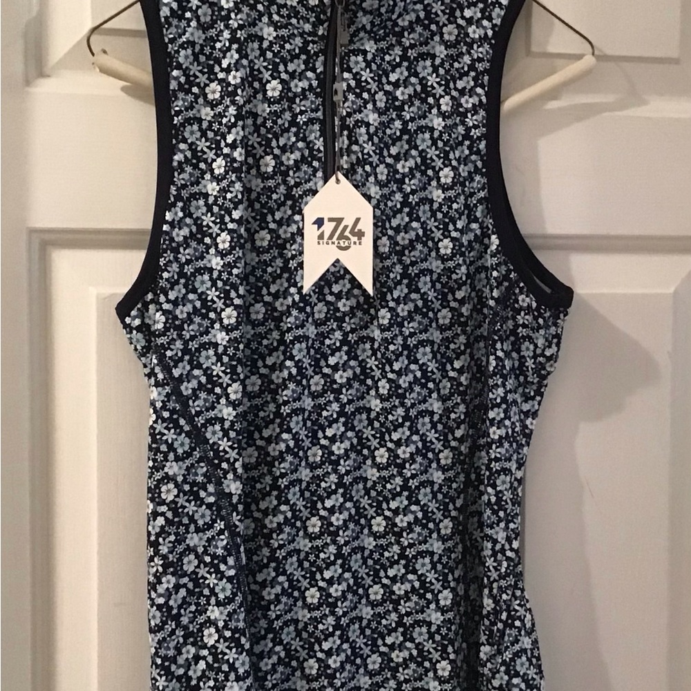 Signature Blue and White Geometric Sleeveless Golf Tank Top